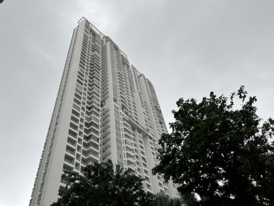 The Metropolitan Condominium